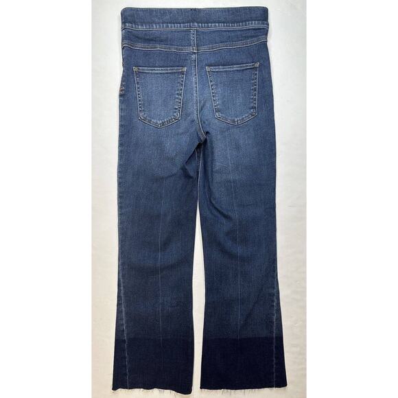 Spanx Cropped Flare Jeans Womens Small Pull On High Rise Stretch Denim Fray EUC - Picture 3 of 12